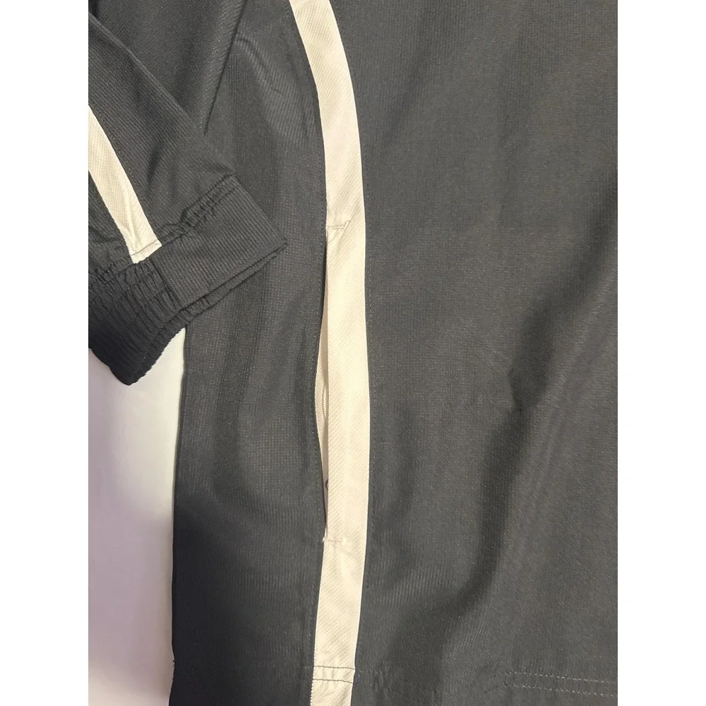 NWT Under Armour Fan Cloth Black Pullover Mens Medium Half Zip Jacket‎